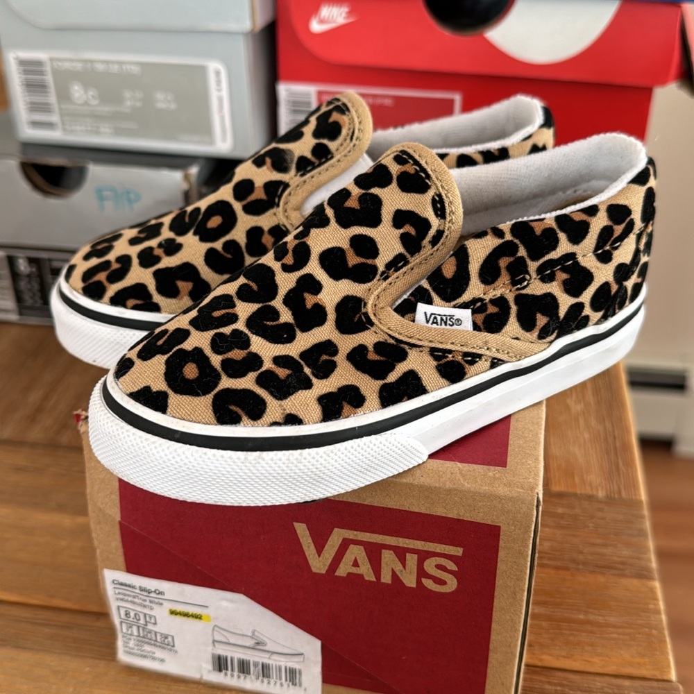 Worn 1X excellent condition